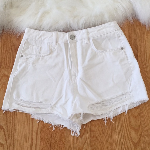 Missgiuded Denim - Missgiuded White Distressed Short Jean Size 4